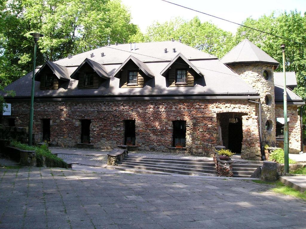 Hotel Podzamcze Tarnów Exteriér fotografie
