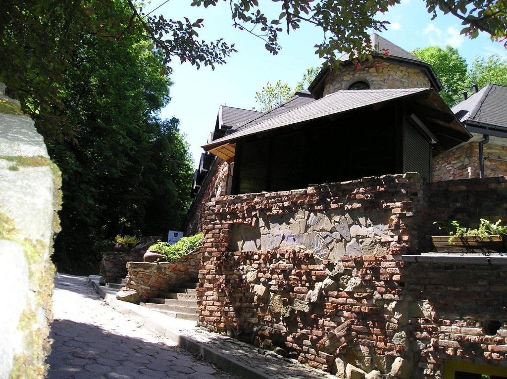 Hotel Podzamcze Tarnów Exteriér fotografie