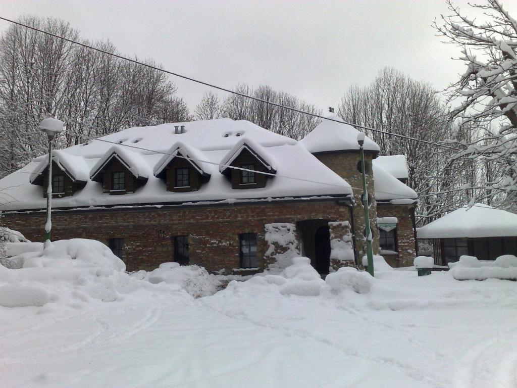 Hotel Podzamcze Tarnów Exteriér fotografie