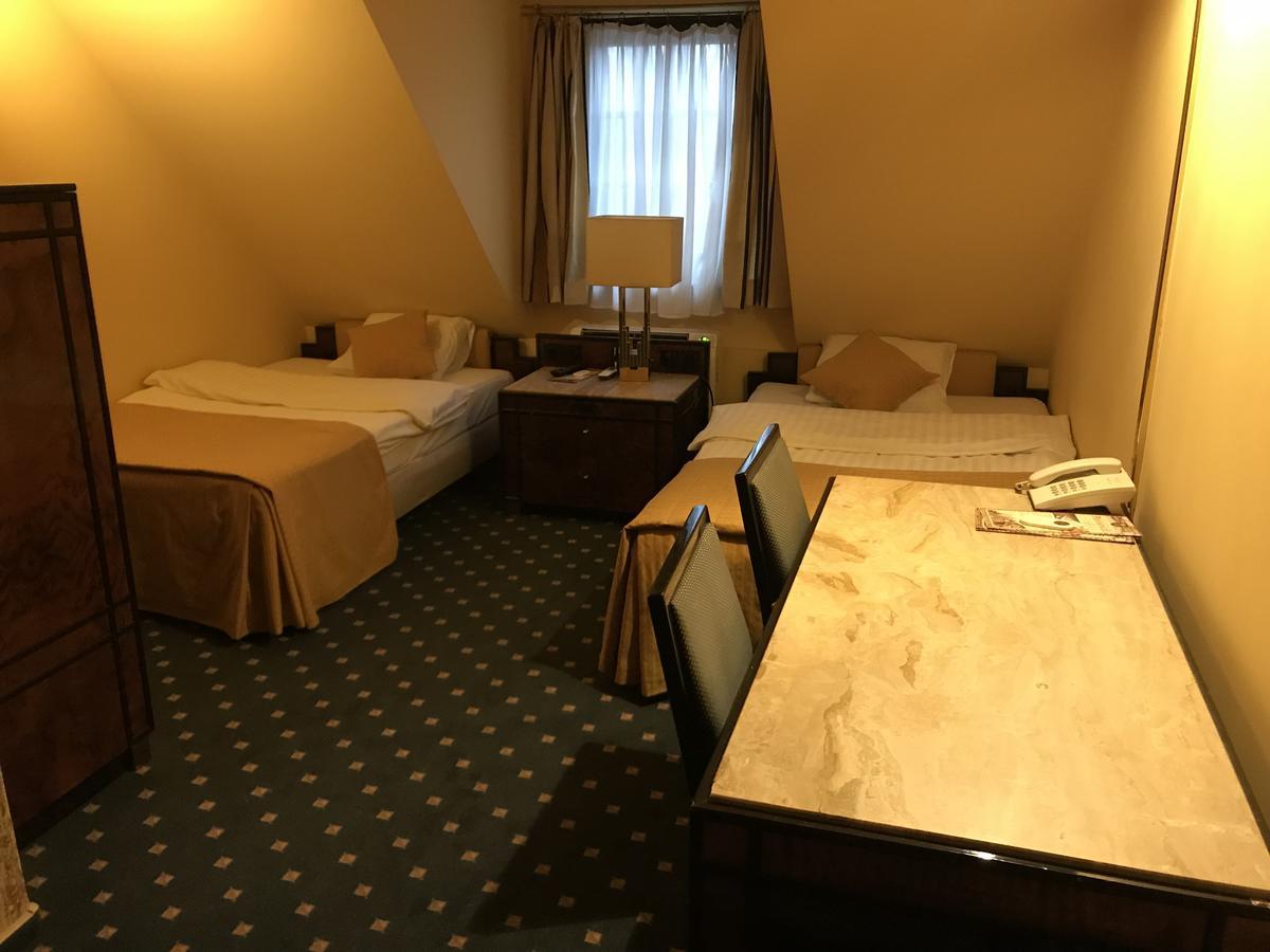 Hotel Podzamcze Tarnów Exteriér fotografie