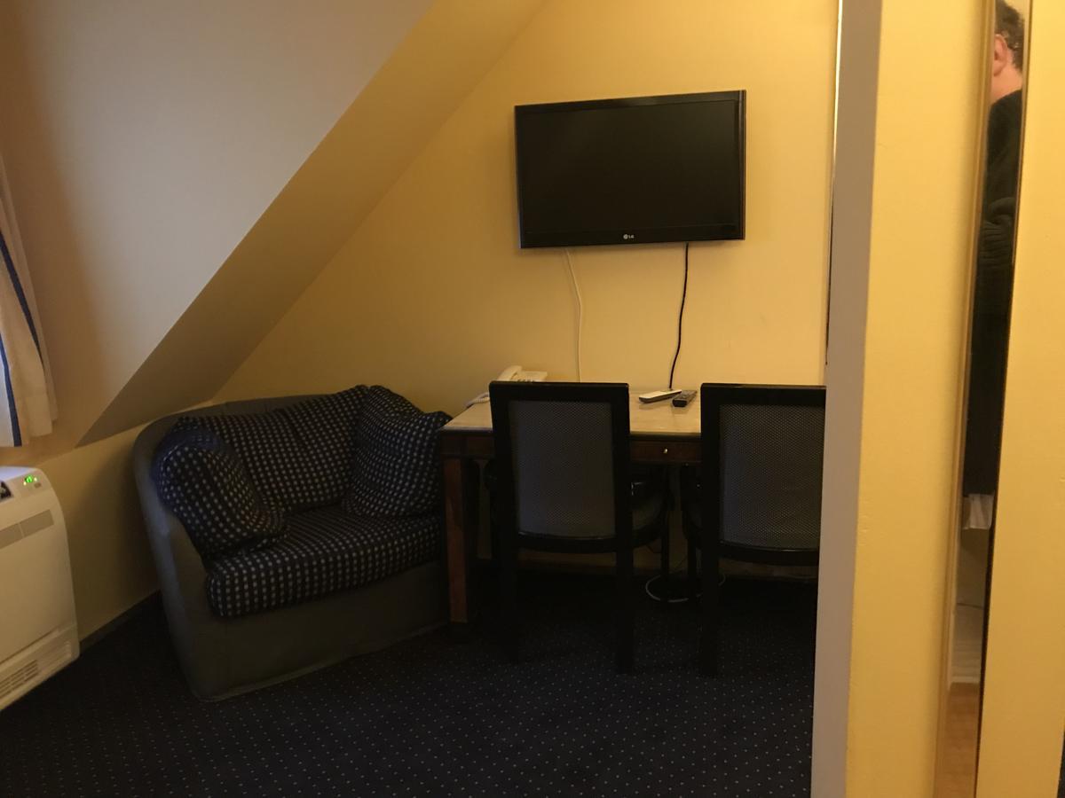 Hotel Podzamcze Tarnów Exteriér fotografie